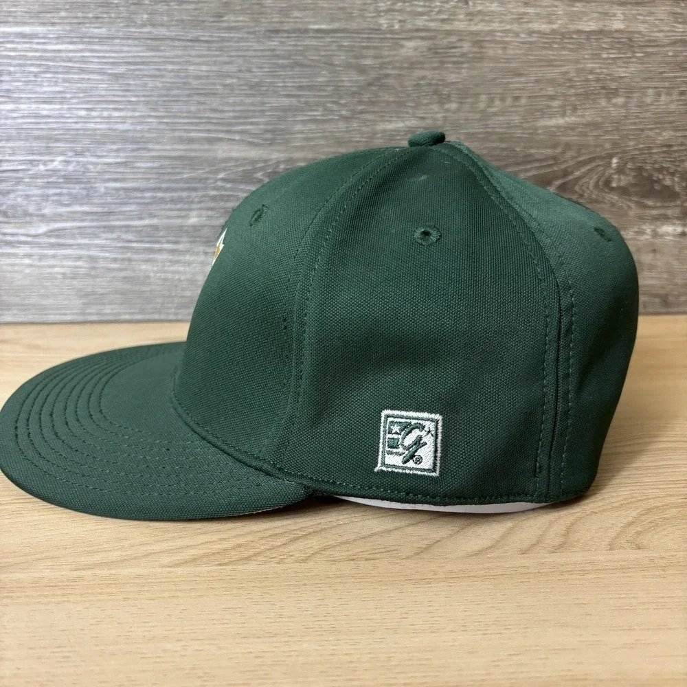 Notre Dame Fighting Irish Hat‎ Cap Fitted Medium Green Baseball The Game